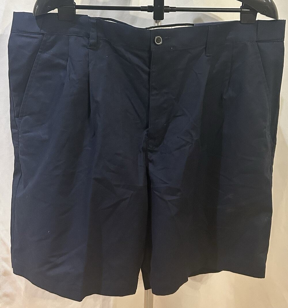 NWT Croft & Barrow Pleated Easy Care Blue Shorts size 42